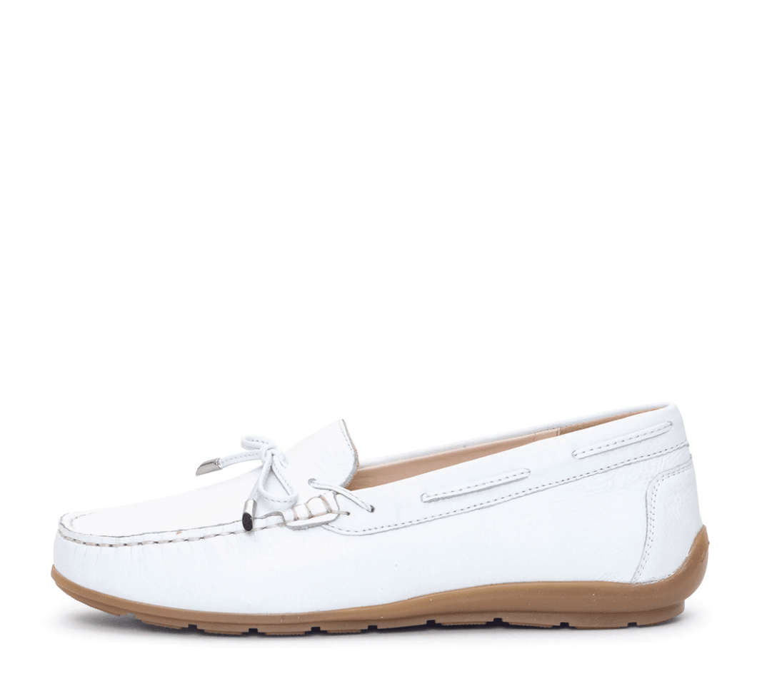 Ara Shoes Amarillo Women's Driving Moccasin - White 10 12-19212-10